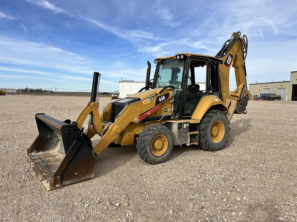 2019 CATERPILLAR 440