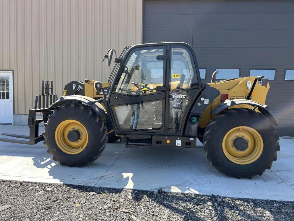 2016 CATERPILLAR TH337C