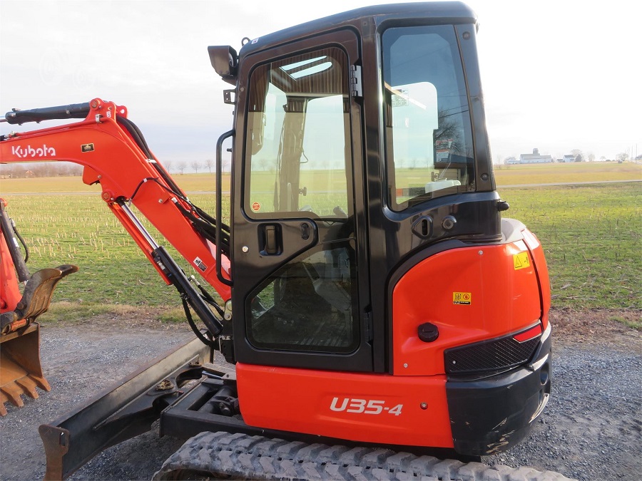 2022 Kubota U35-4