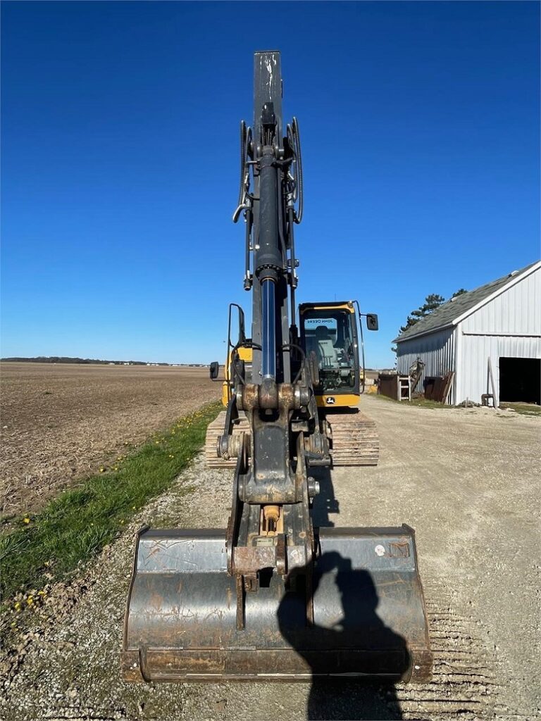 2019 JOHN DEERE 130G