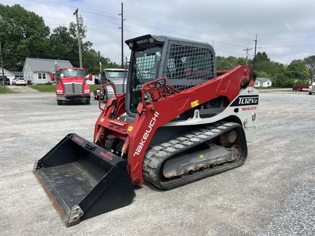 2017 TAKEUCHI TL12V2