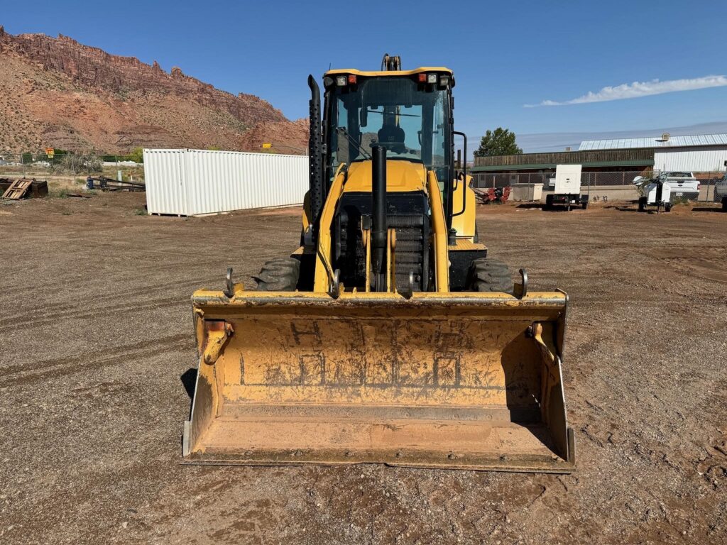 2016 CATERPILLAR 420F2