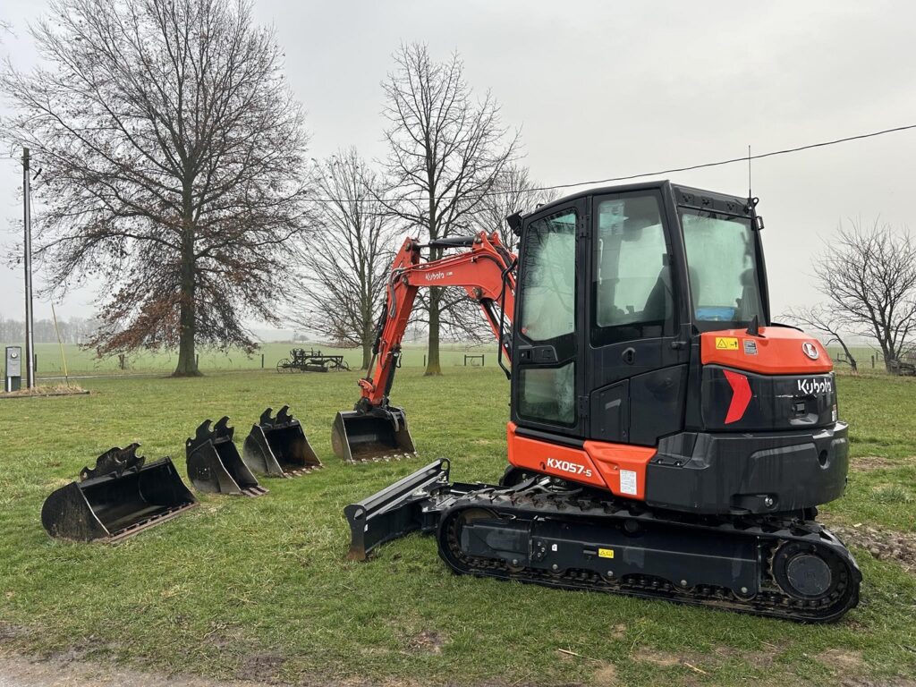 2023 Kubota KX057-5