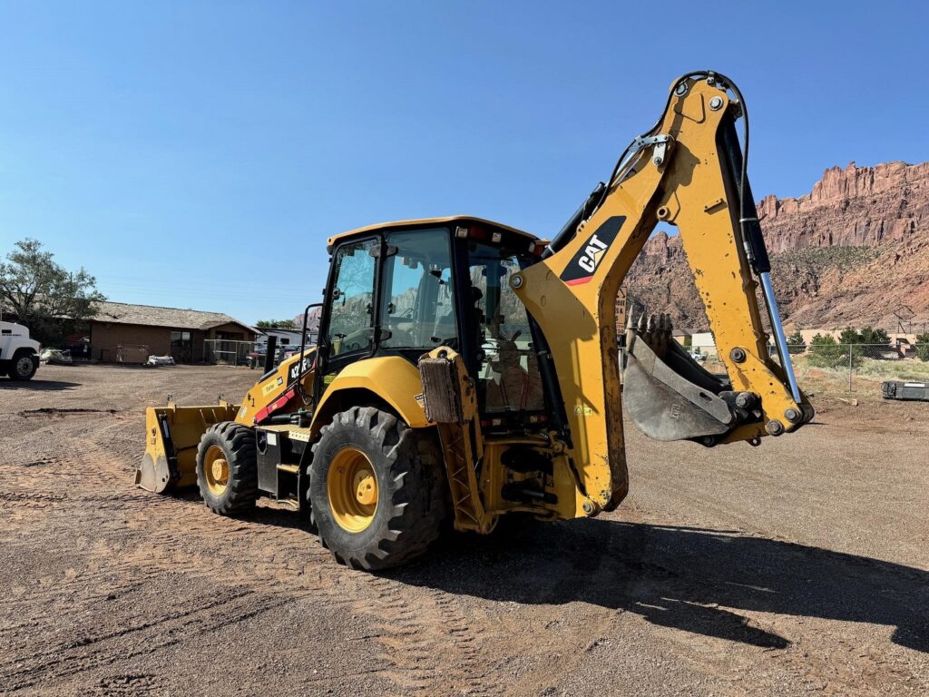 2016 CATERPILLAR 420F2